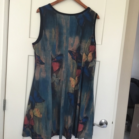 Plus size A-line butterfly print sundress size xxl - Picture 2 of 5